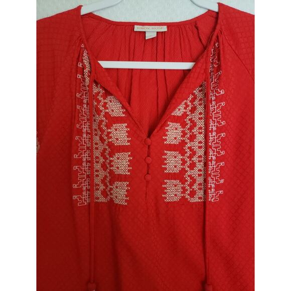 KNOX ROSE SIZE XS (oversized) Cross-stitched EMBROIDERED Red Boho 3/4 Sleeve Top - Picture 6 of 11